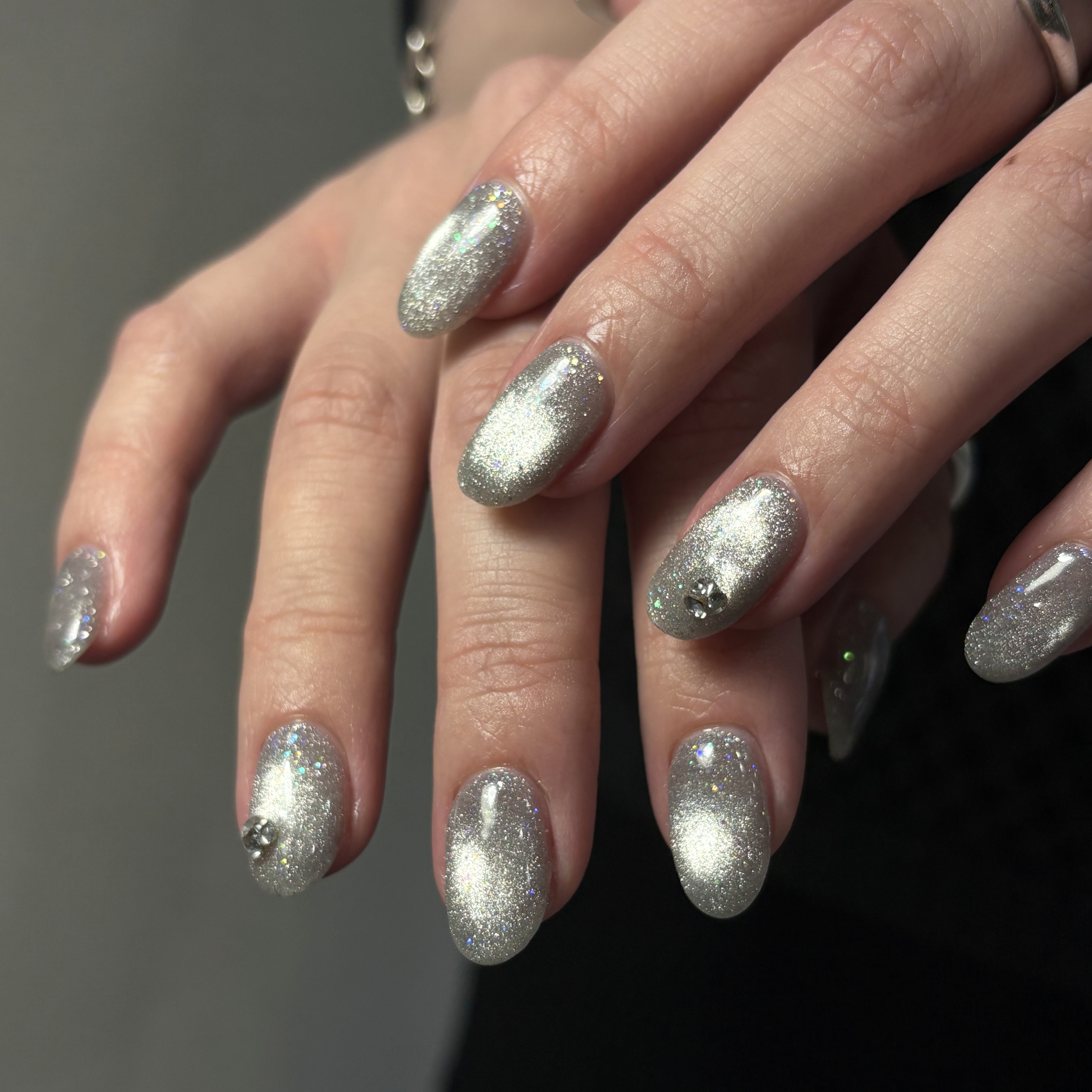 neouv_nail