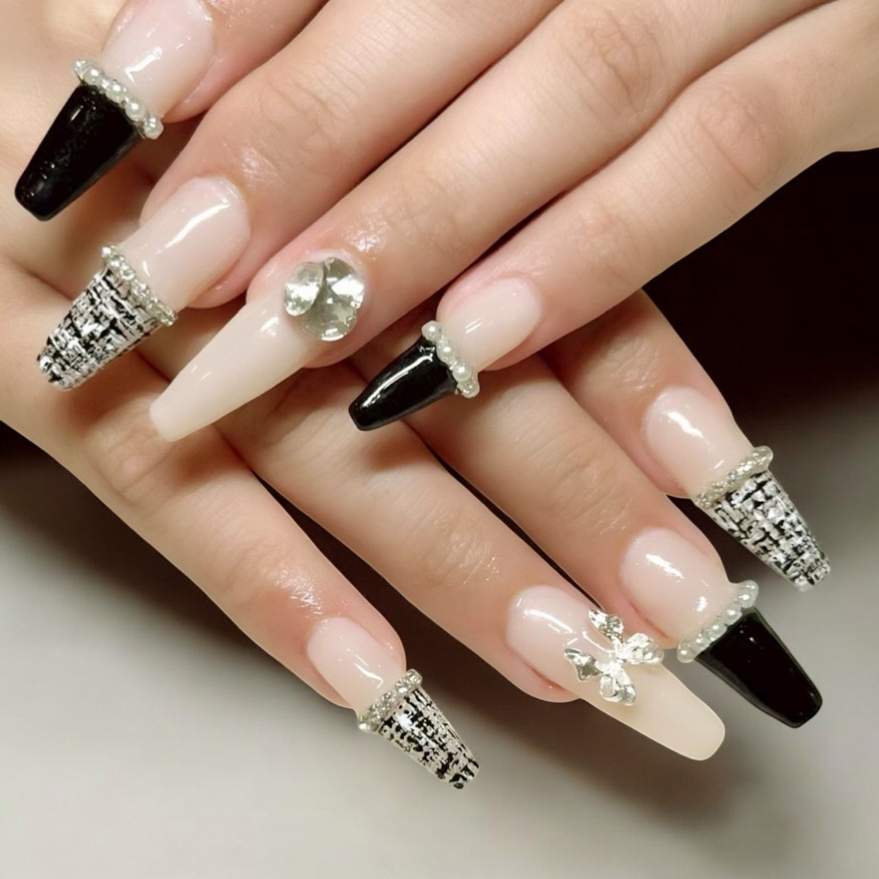 nail_salon_R_