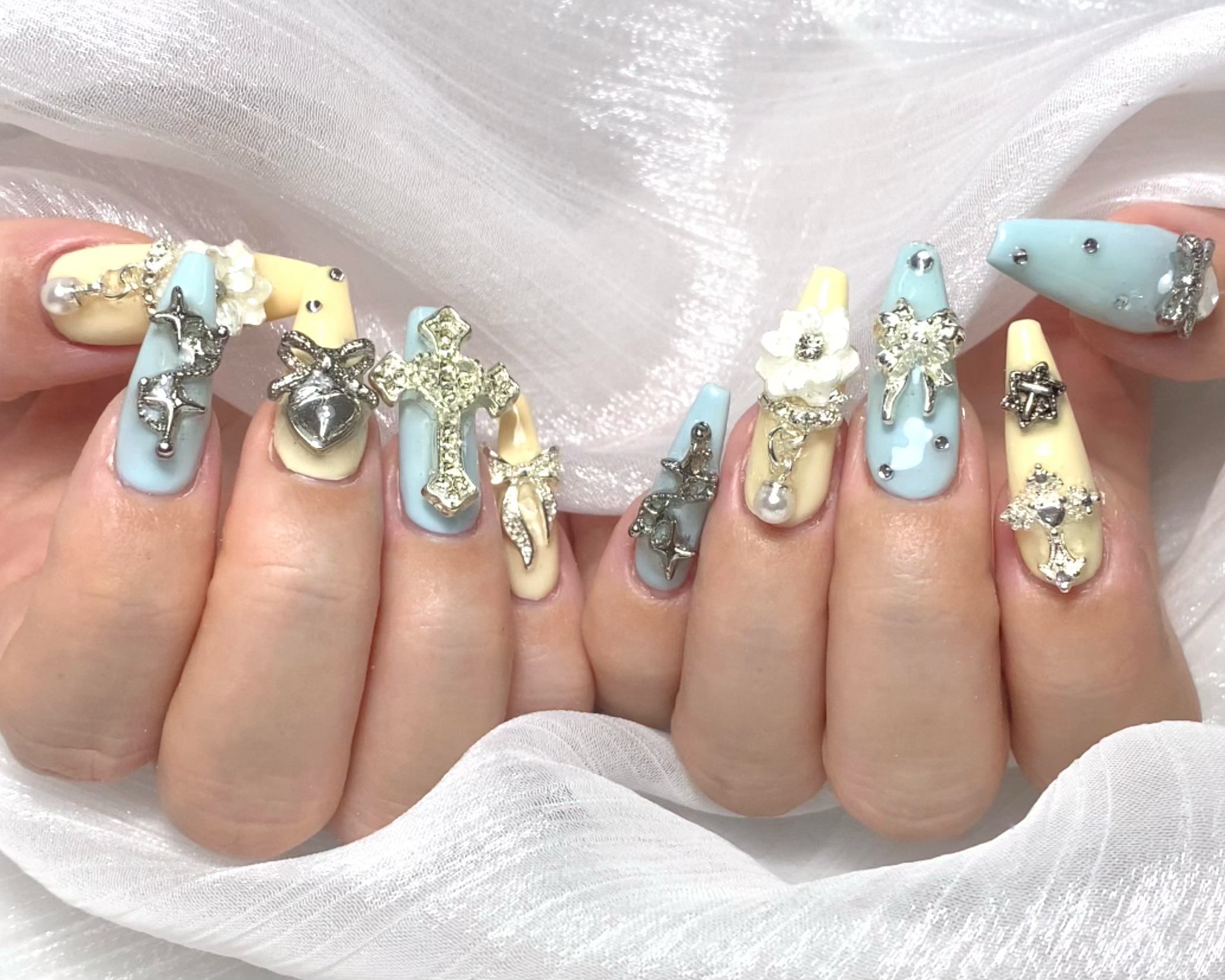 Nhi_nail2412