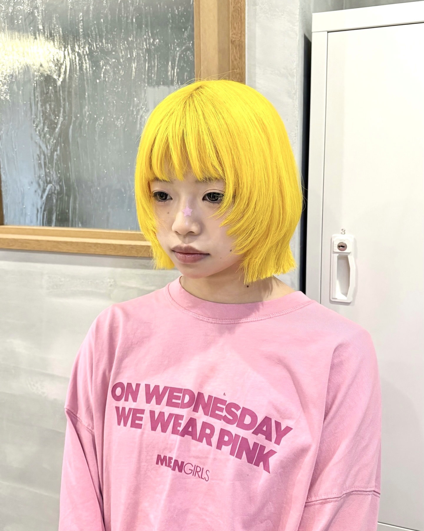 MOEKA.