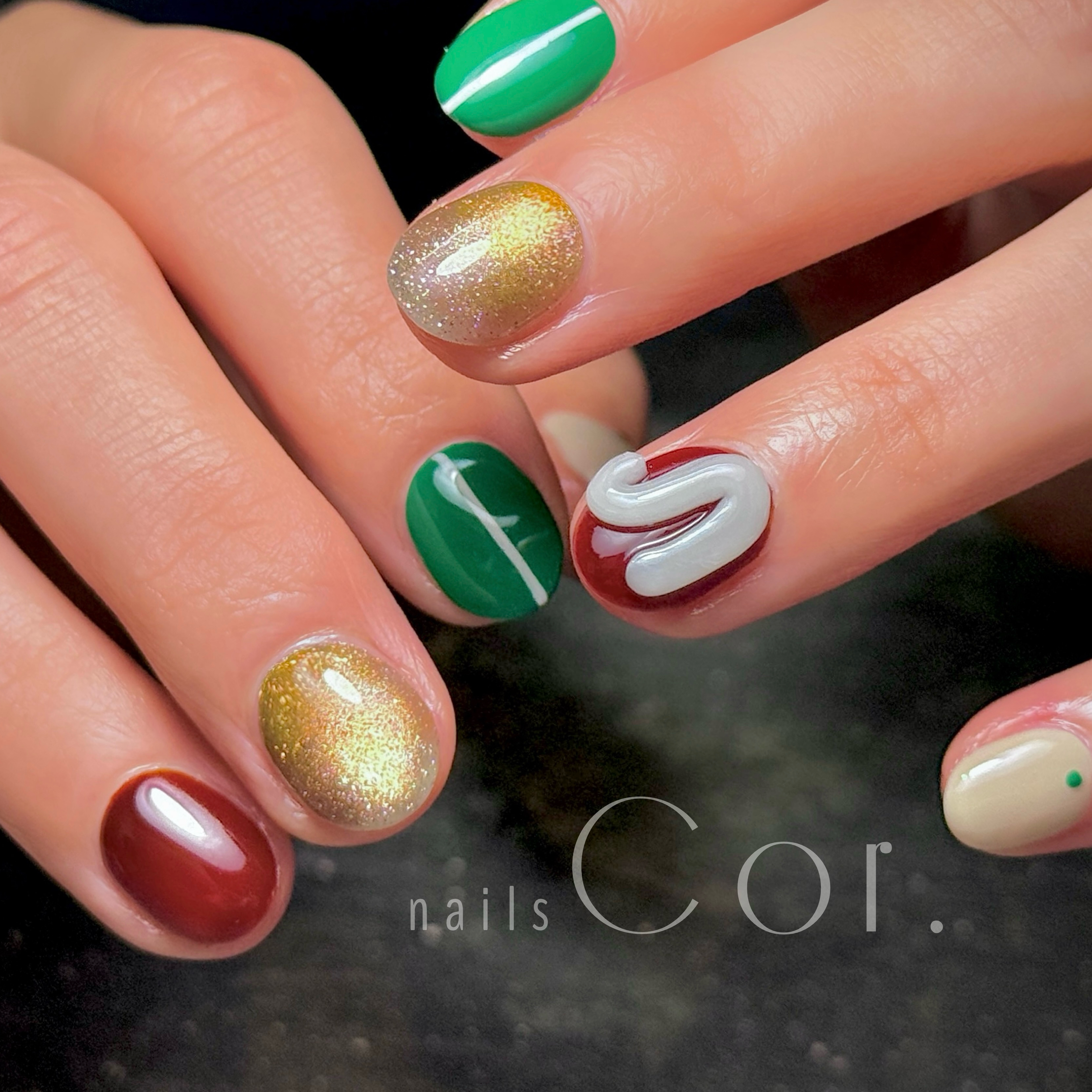 nails_Cor.
