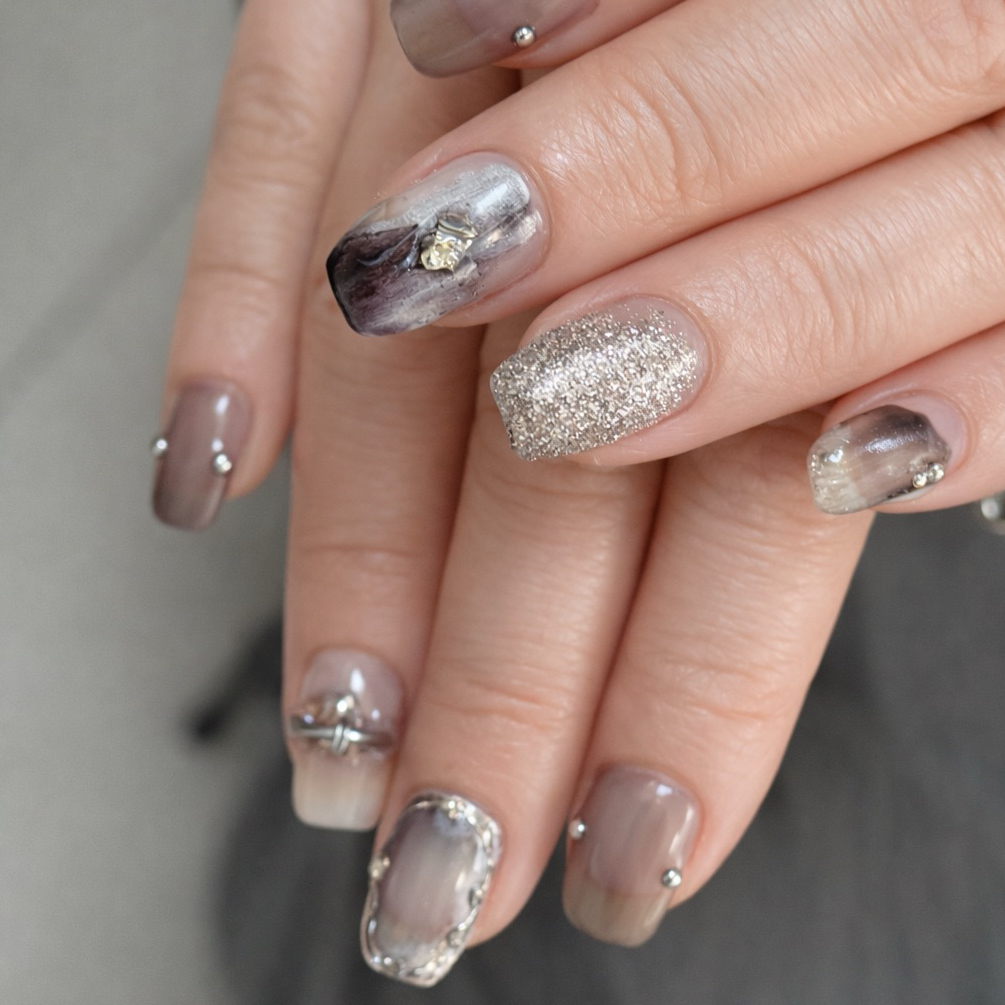 etilat_nail