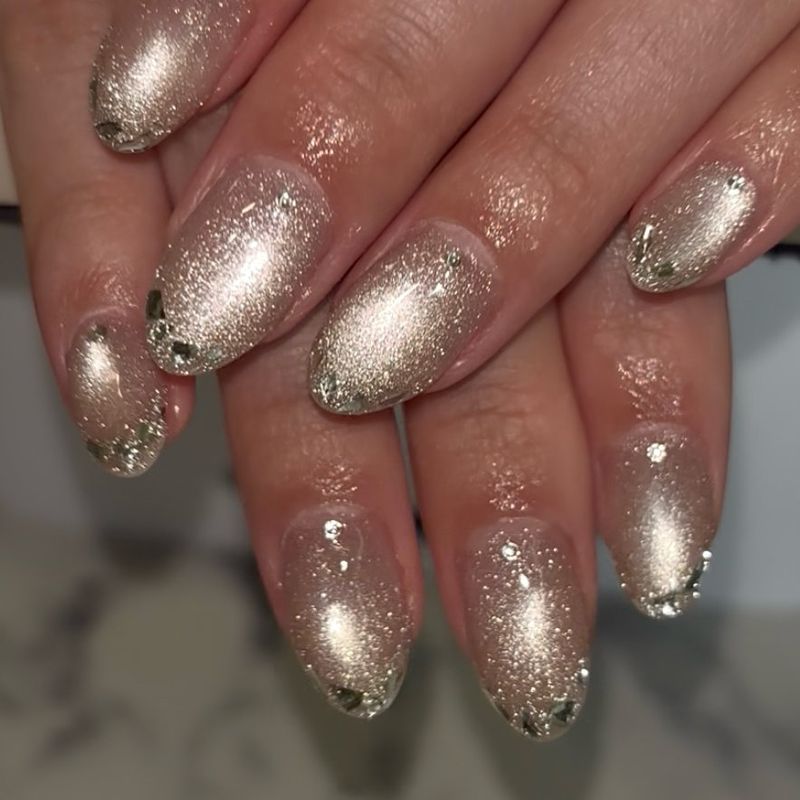mimimi nail