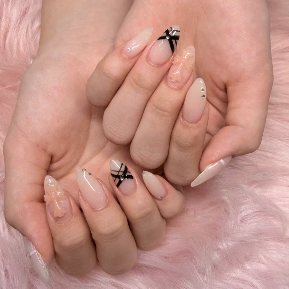 HAPPI_NAIL