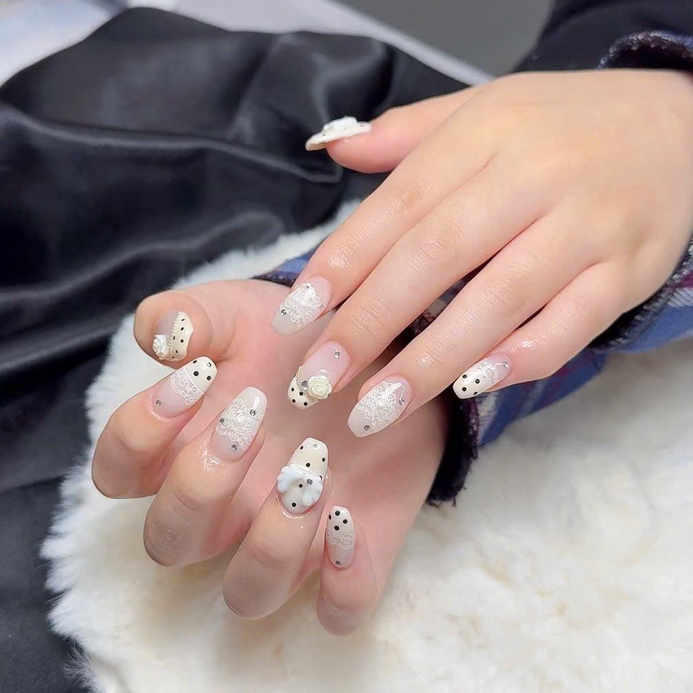 Berry_nails