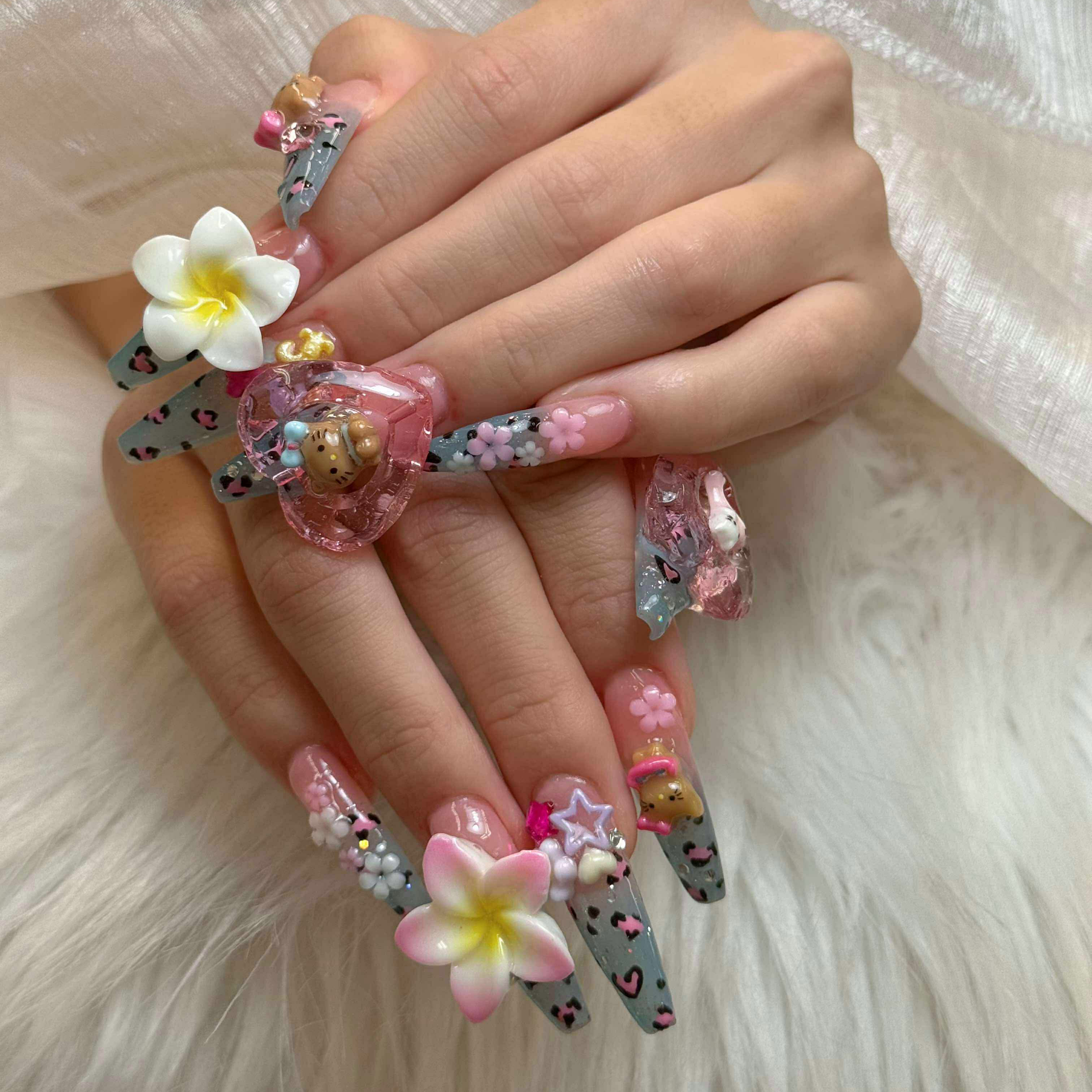 Nie_Nail_Nannanchan