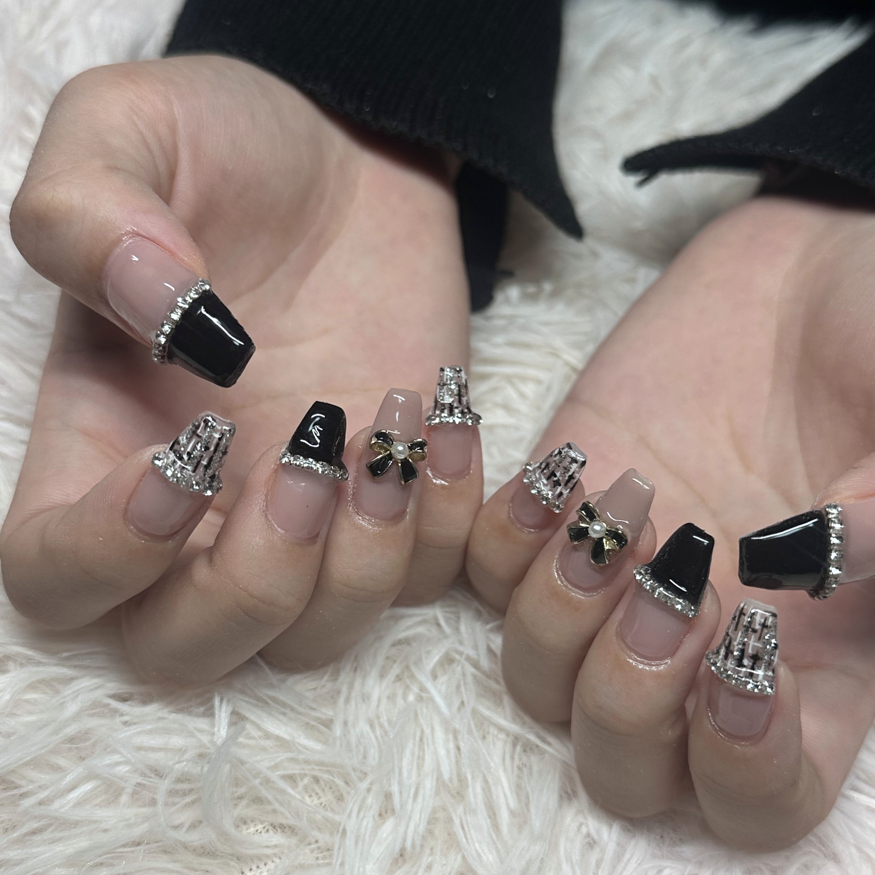 llai_nail
