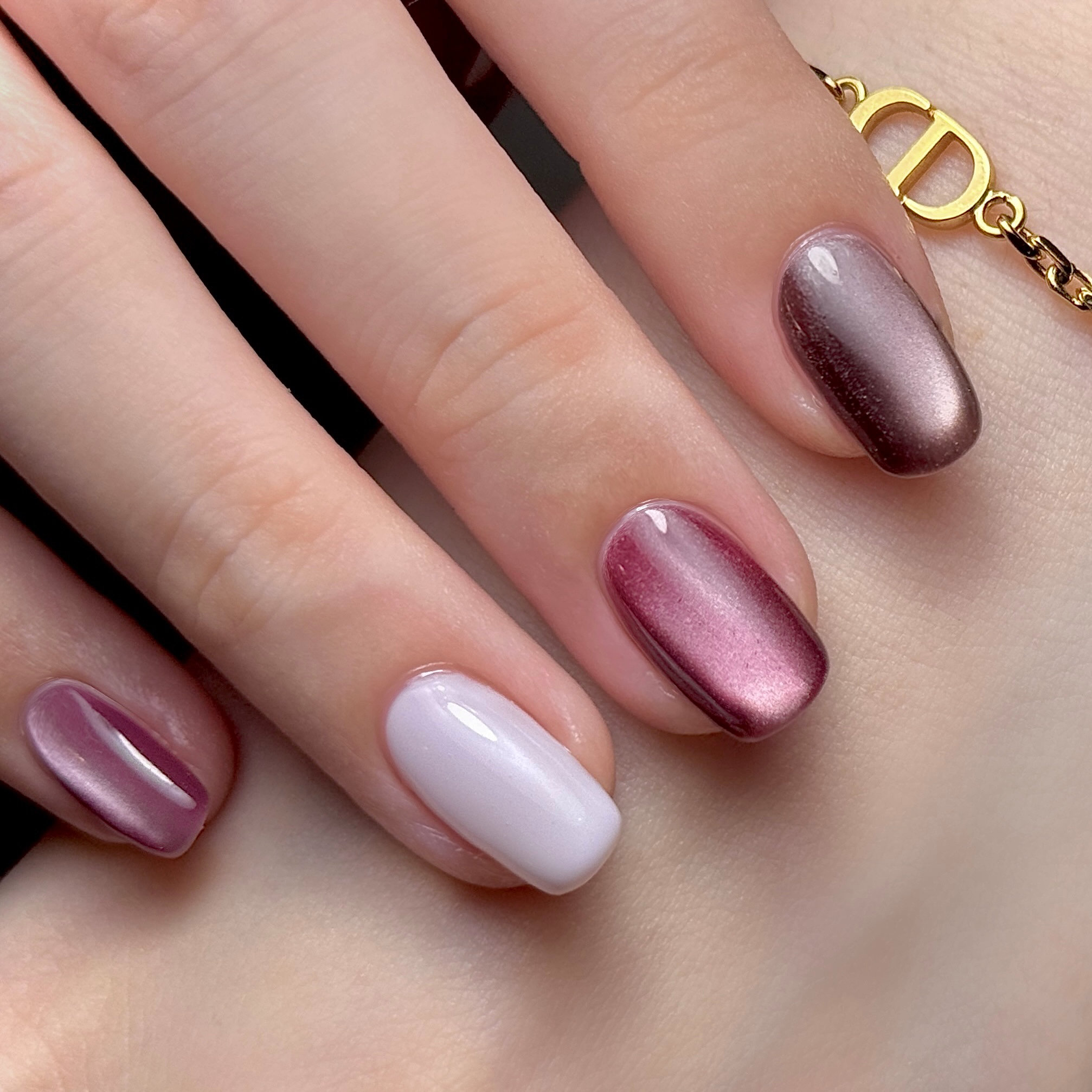 nails_Cor.