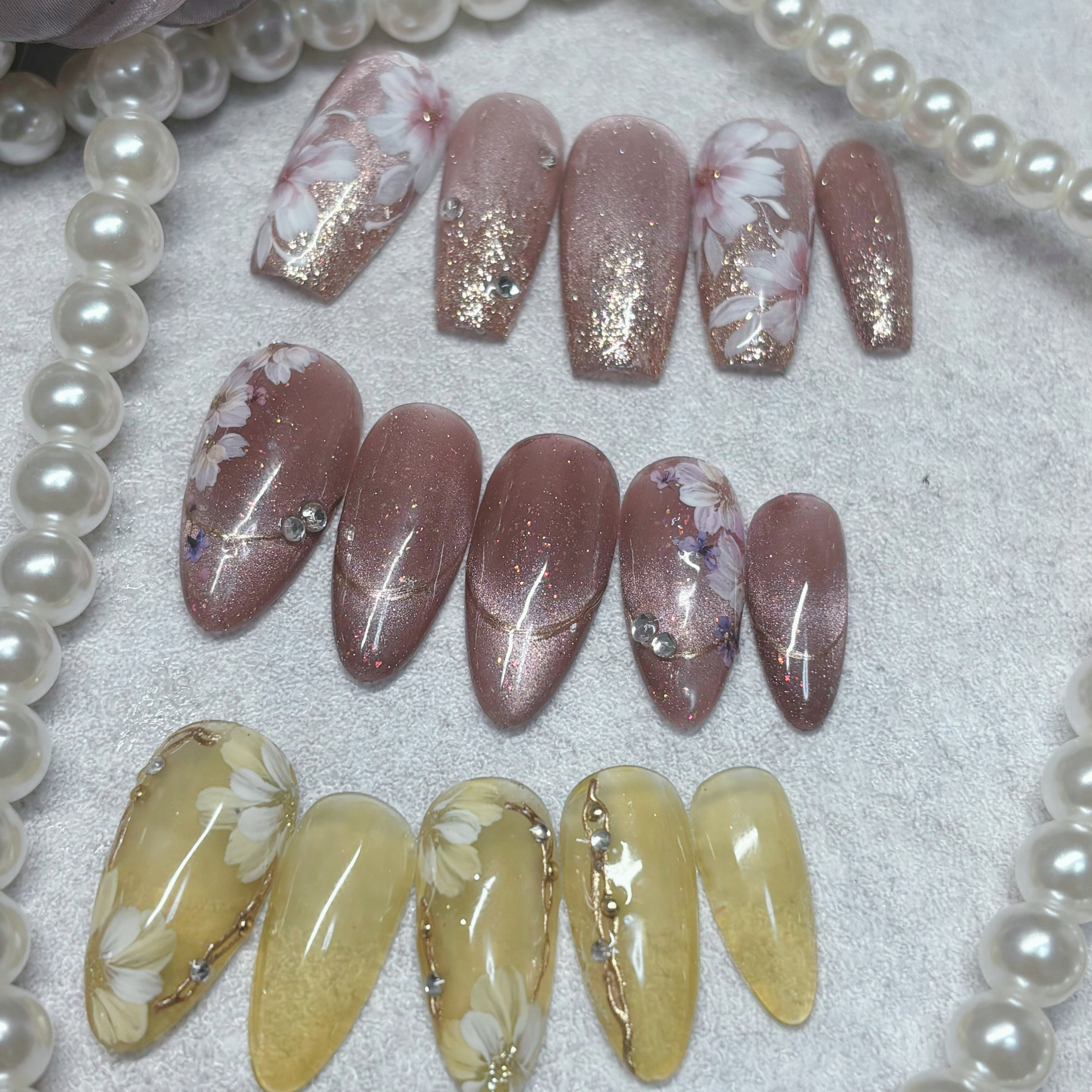 Nail_eyelash_Grow