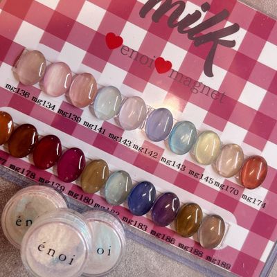 𓊆𝑓𝑜𝑜𝑡𓊇大人の上品な輝きenoiマグネットネイル𝐶𝑜𝑣𝑟𝑠ꕥご新規様𝑀𝑒𝑛𝑣