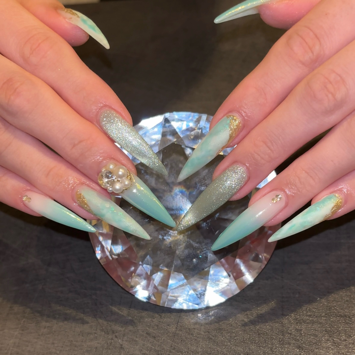pinkdollhouse_nail