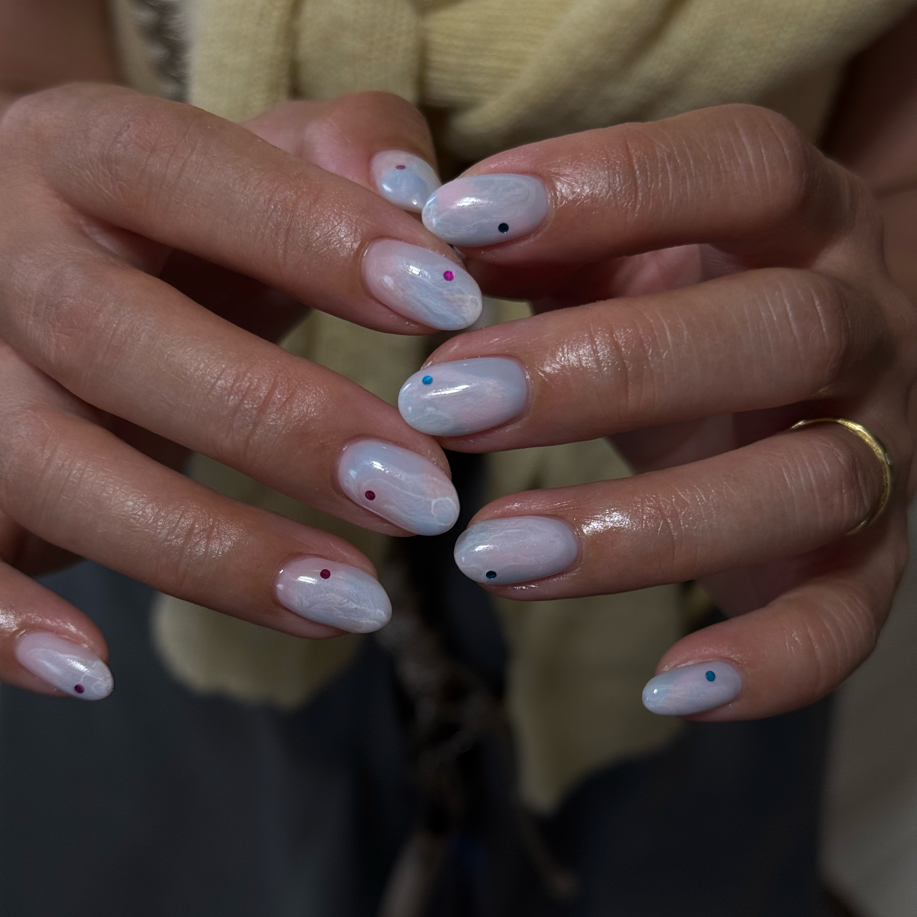 emu__nail.yu