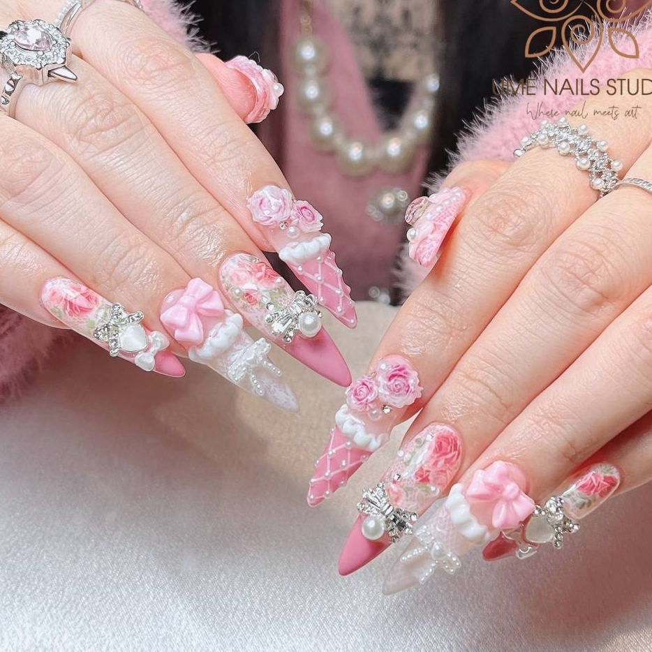 UME_NAIL_STUDIO_SAKURA