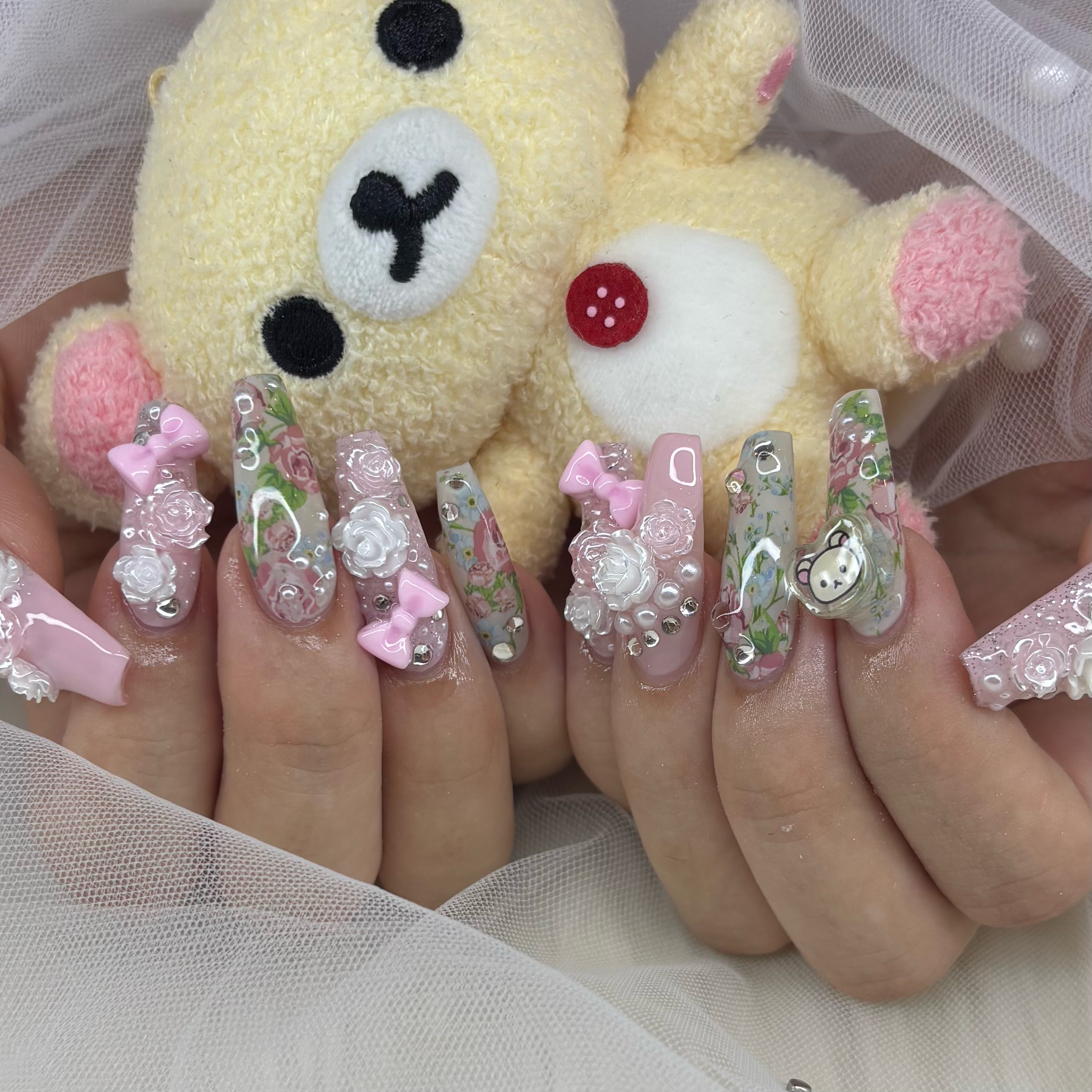 pinkdollhouse_nail