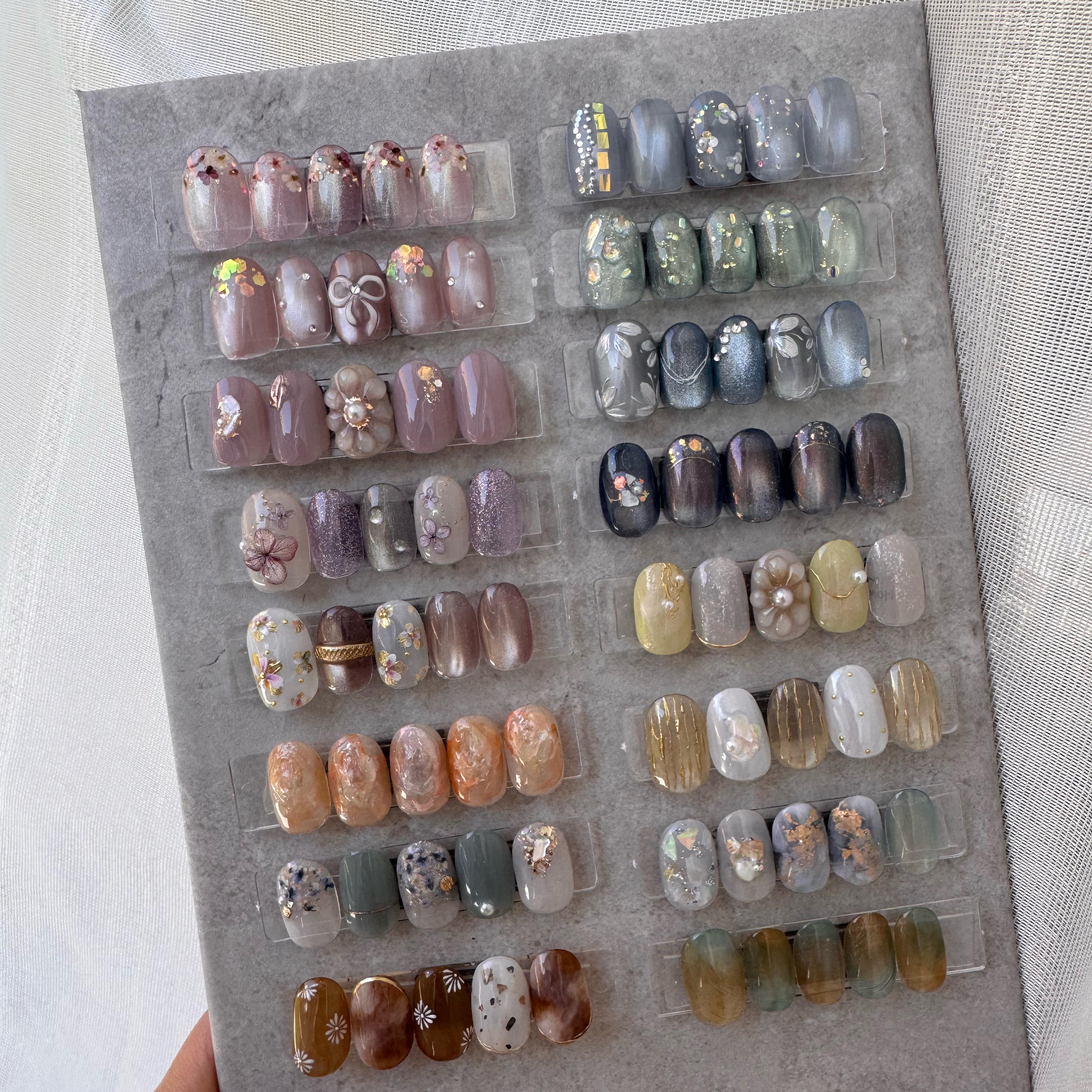 ewalu_nail