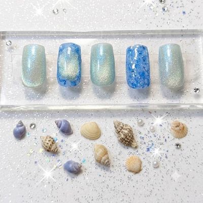 夏ニュアンスネイル🐚✨️オフ施術込み！キラキラブルーネイル💖