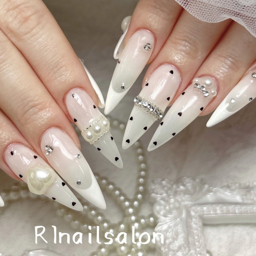 Nail_R1