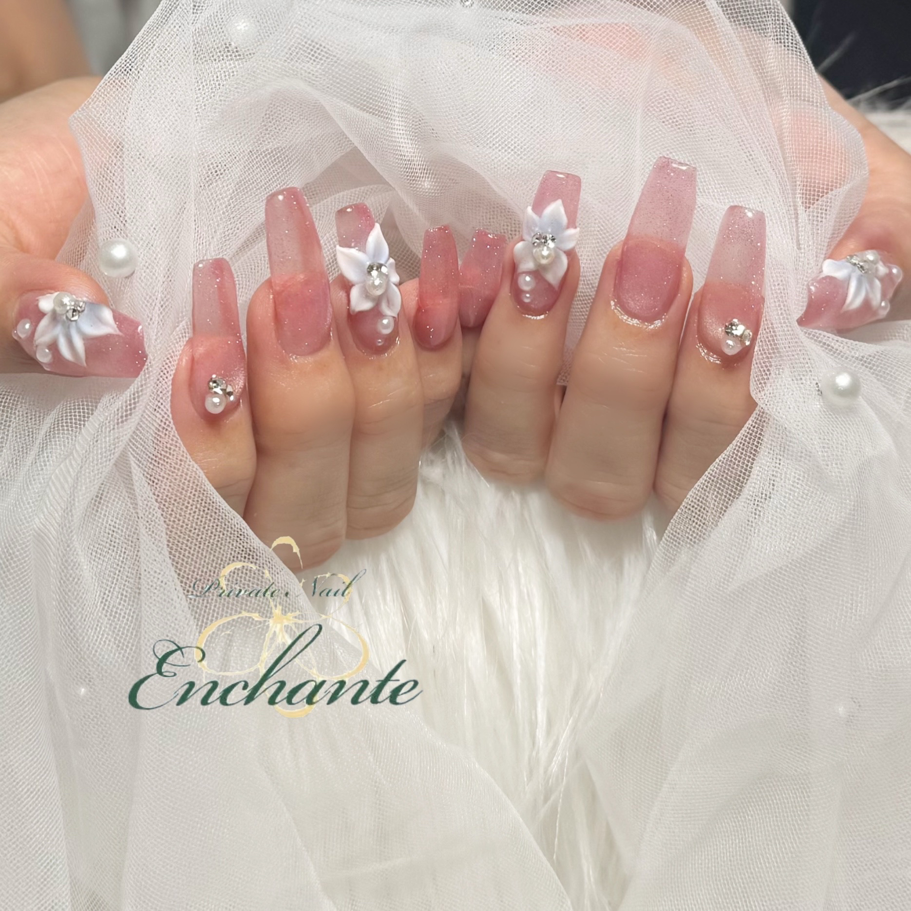 Nail.Enchante