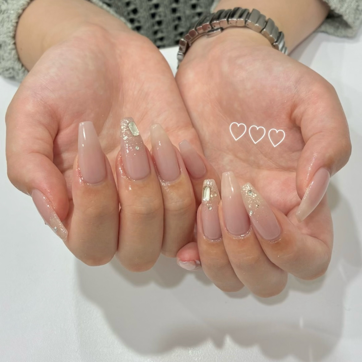 nyua_nail