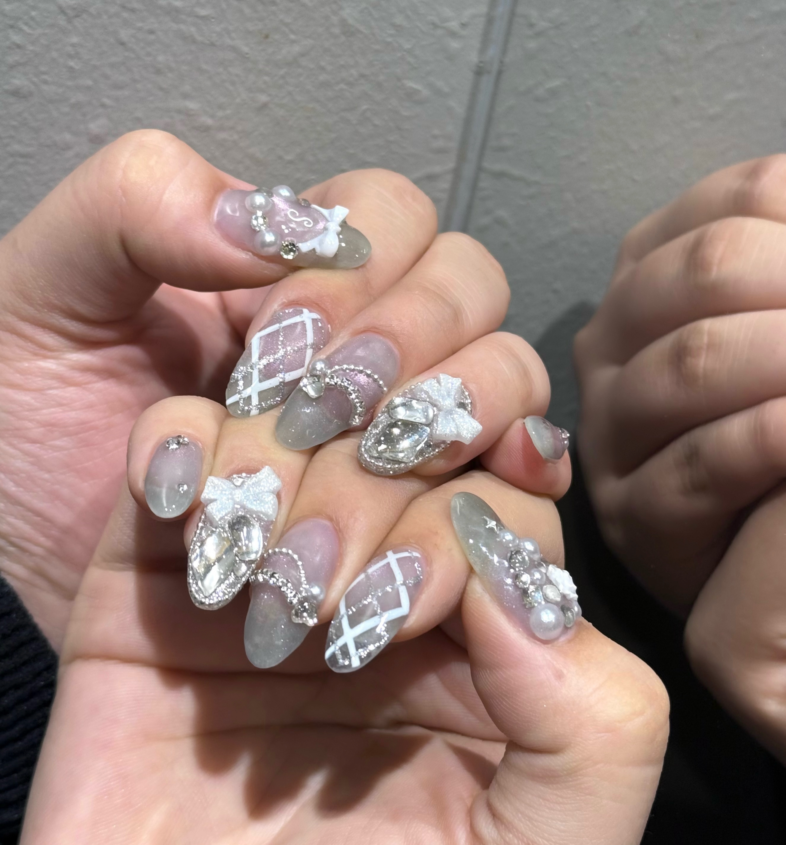 nail_lu7