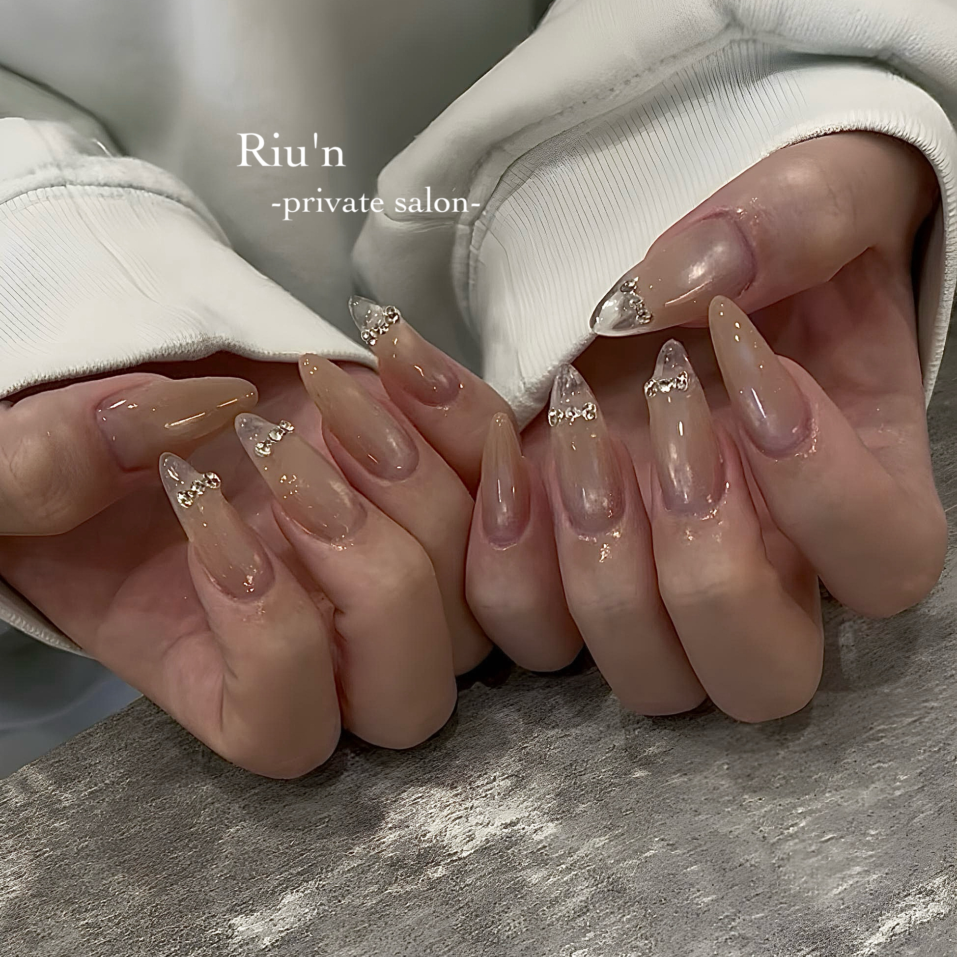Riu.n_sari