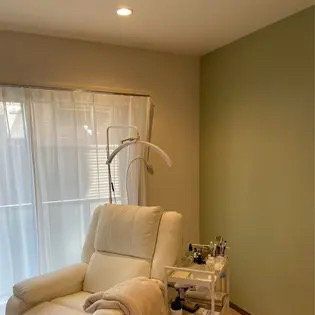 Lunoa eye lash salon