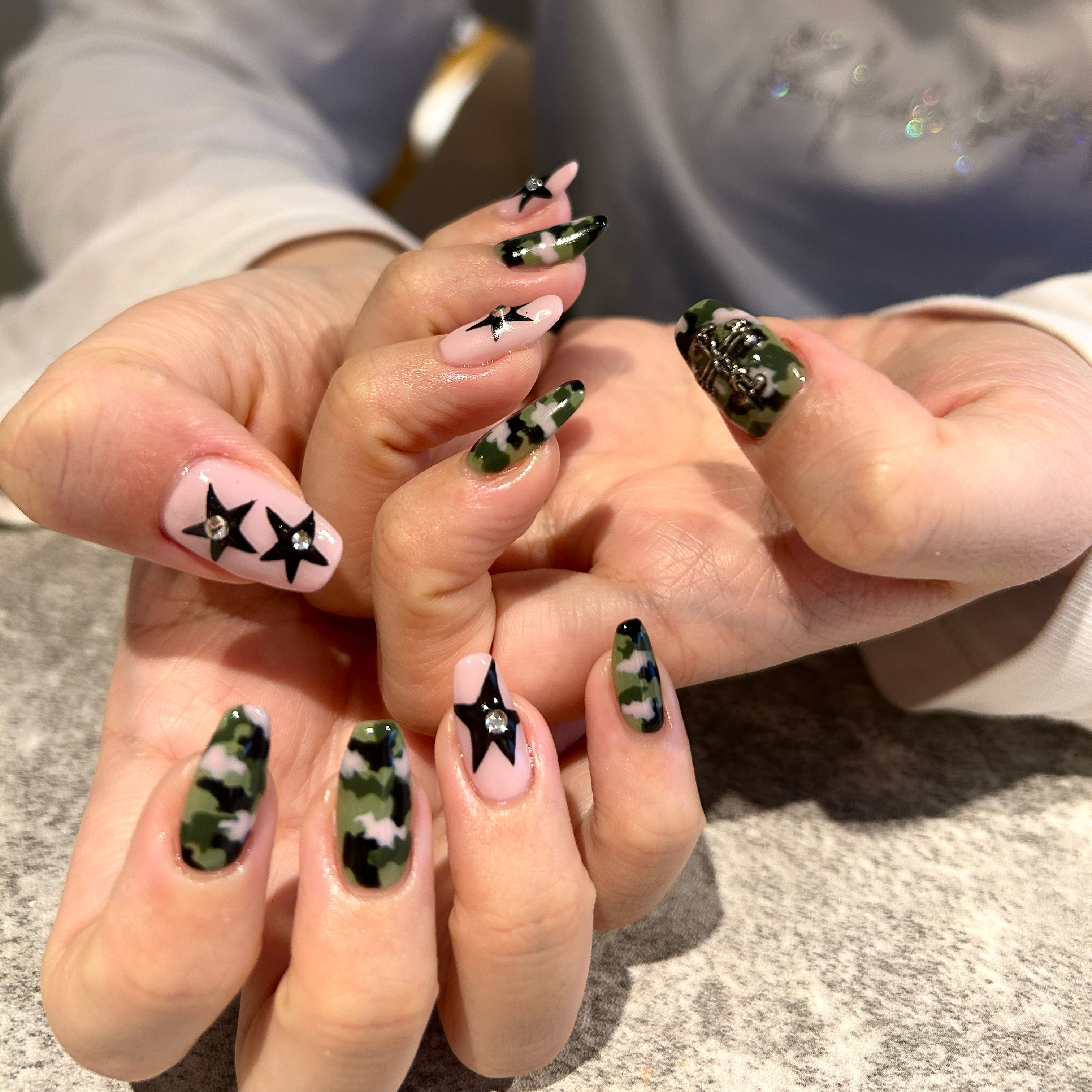 nails.by.Mika