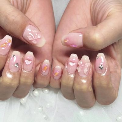 ジェルネイルリペア　1本　300円