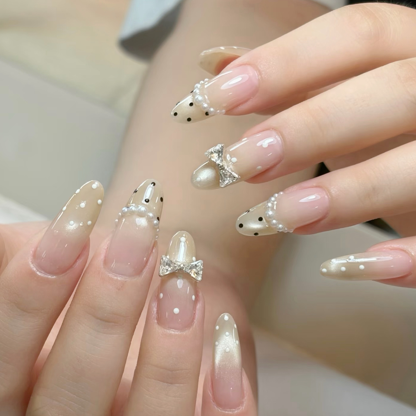 HBsalon_en