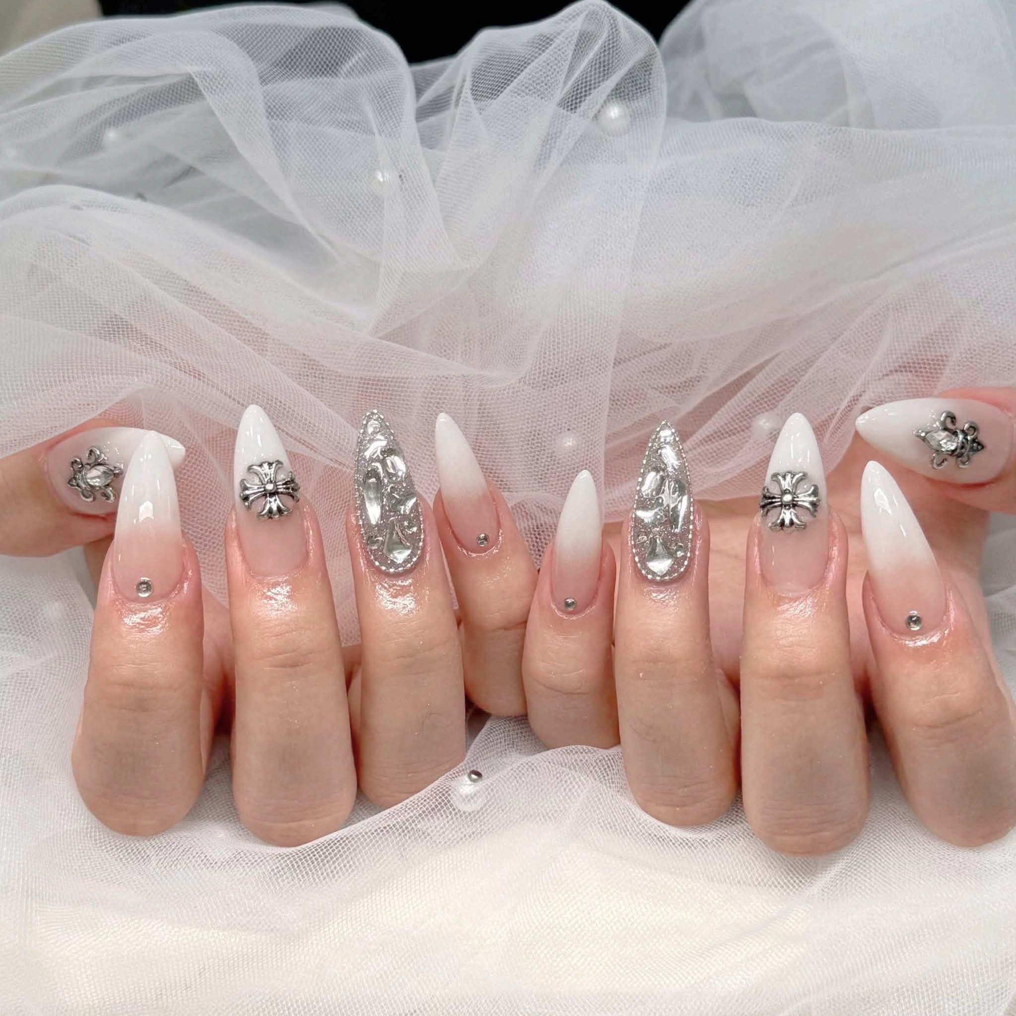 HANA_Nails168