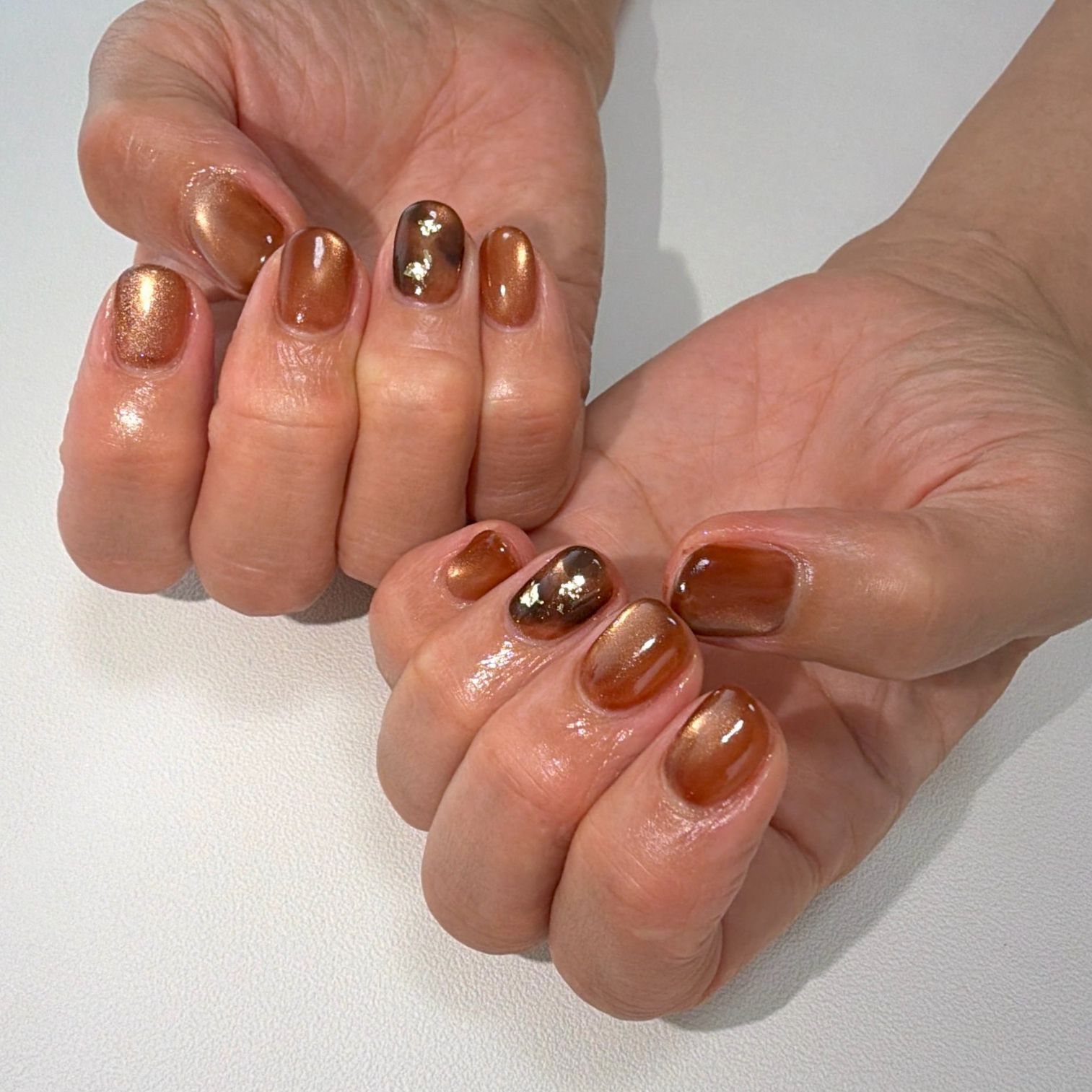 Nail__Lino