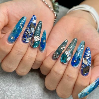 【学割U24】学生様限定！長さ出し+アートし放題¥17,600→¥15,400