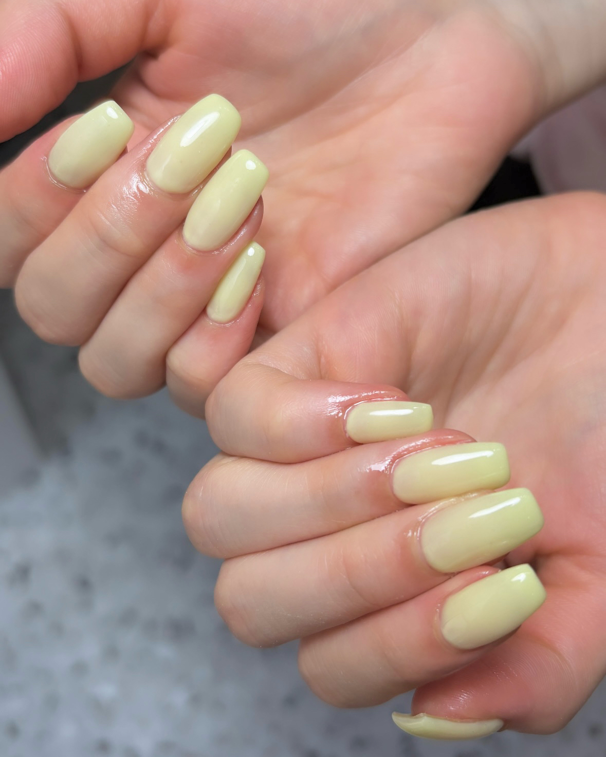 and.u_nail