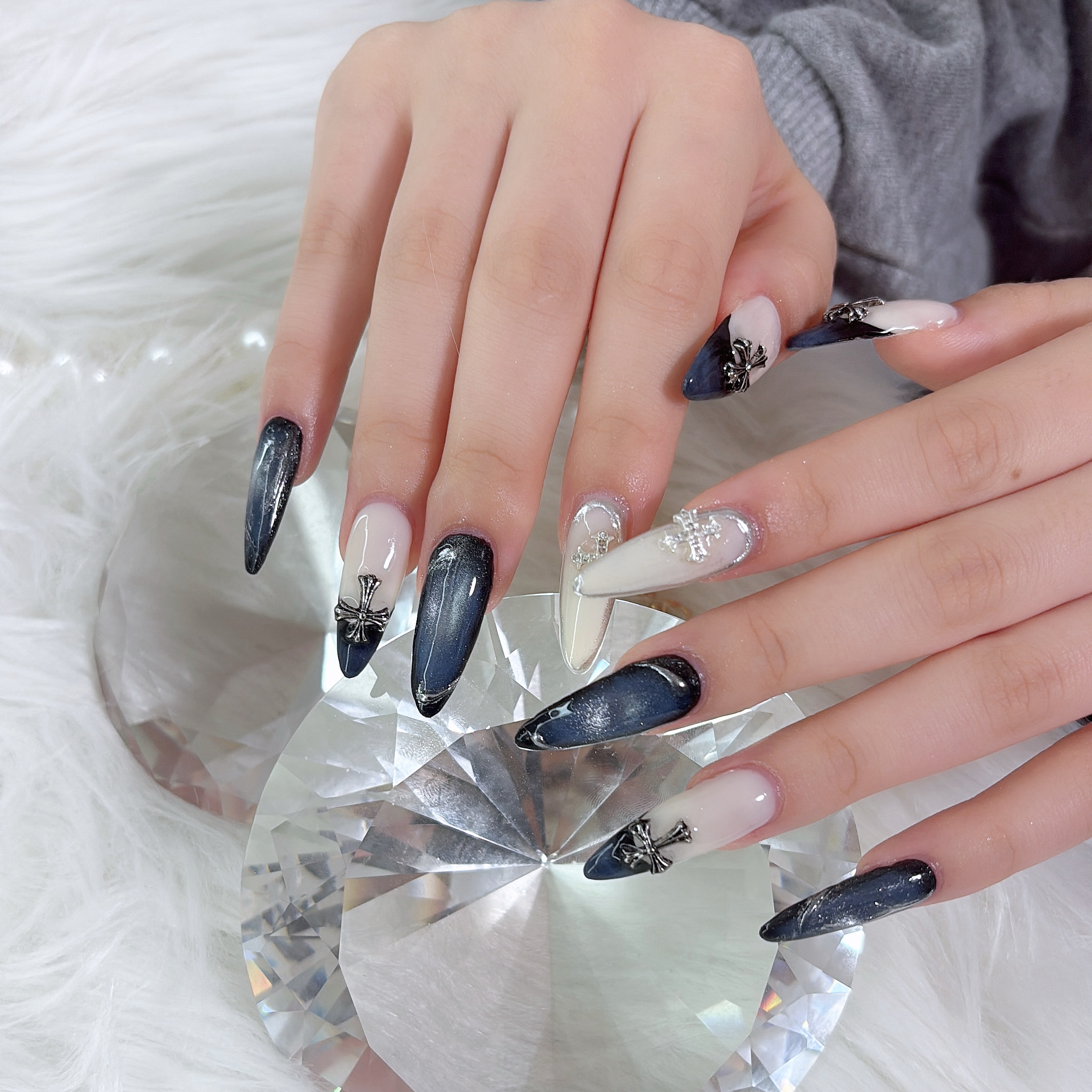 Mira__nail0501