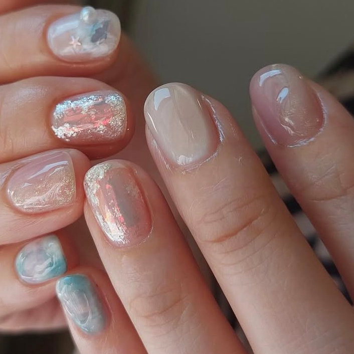 minimus._.nails