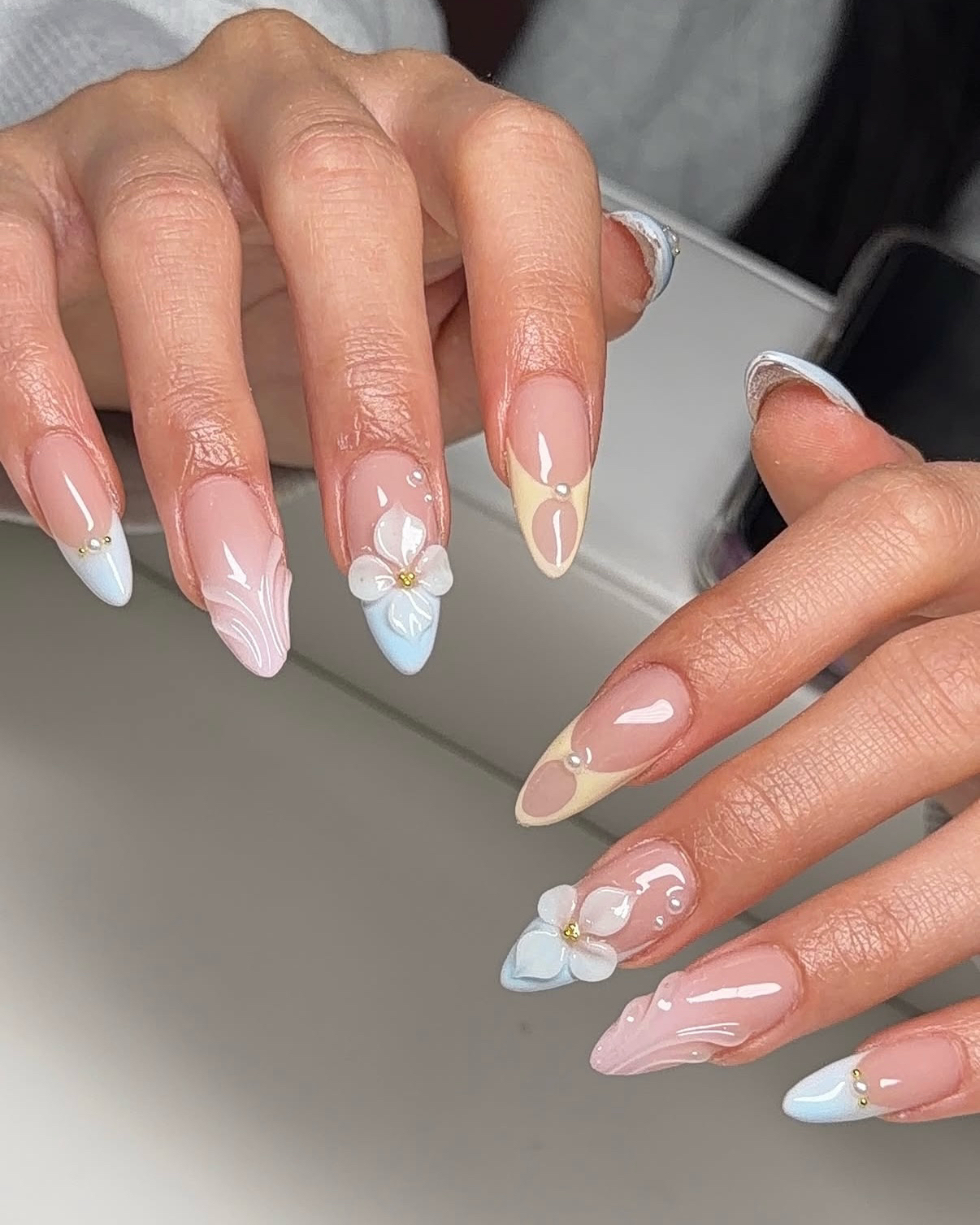 Julie_nail