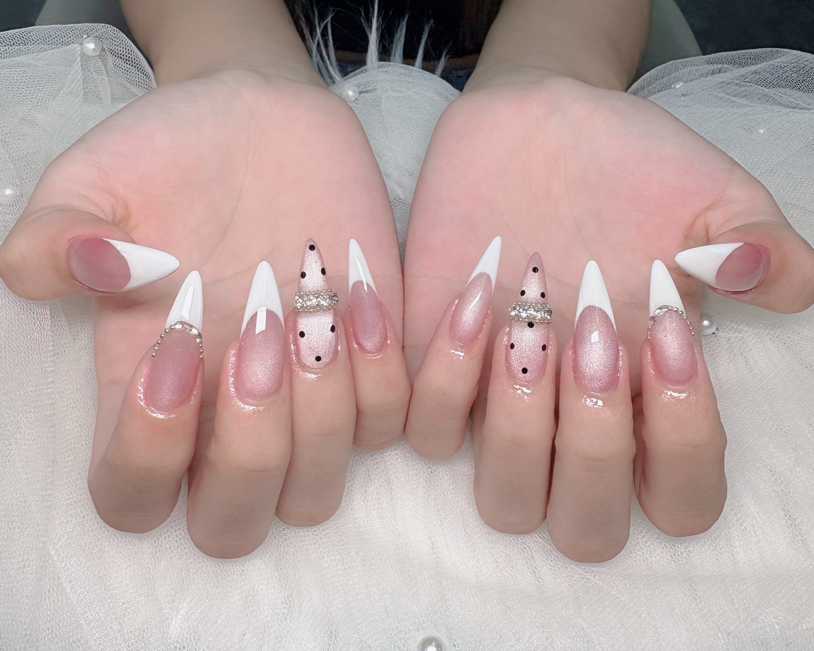 Nail_Rino