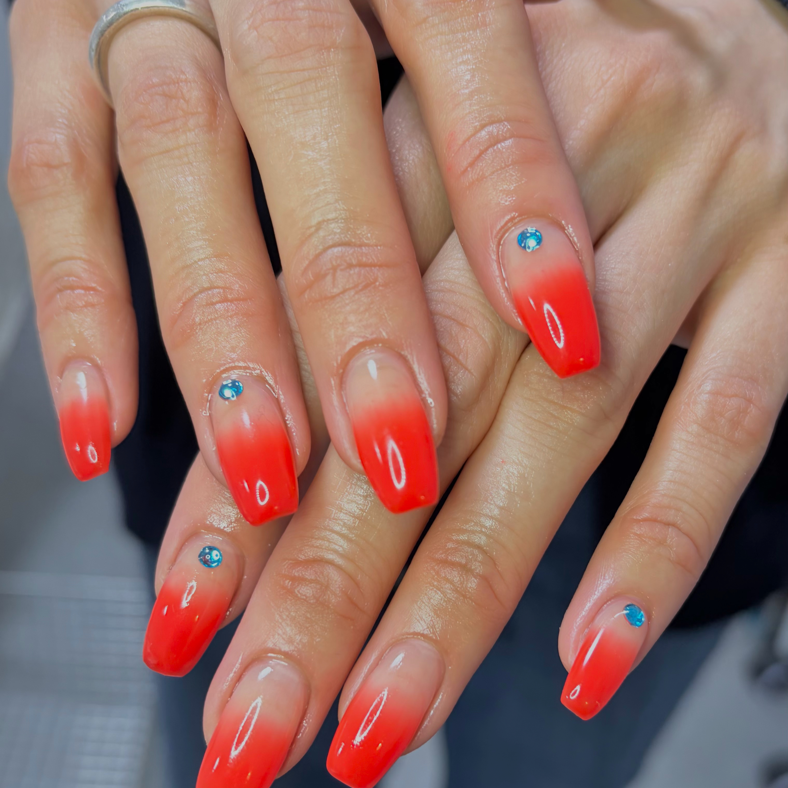 nail_a.__
