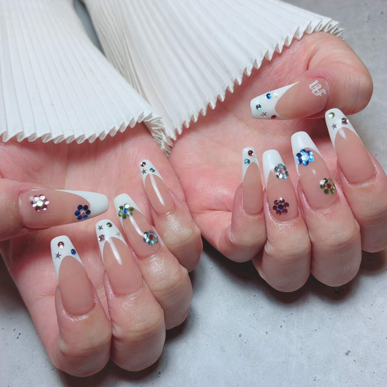 Yun_nailsalon_official