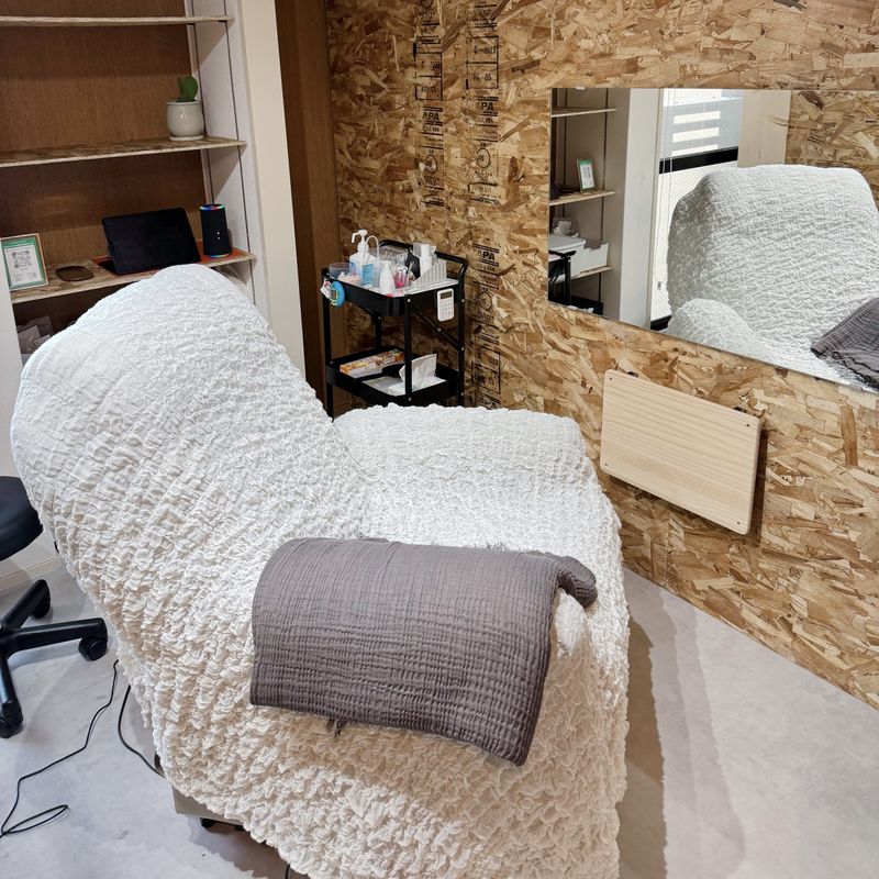Uni eye salon