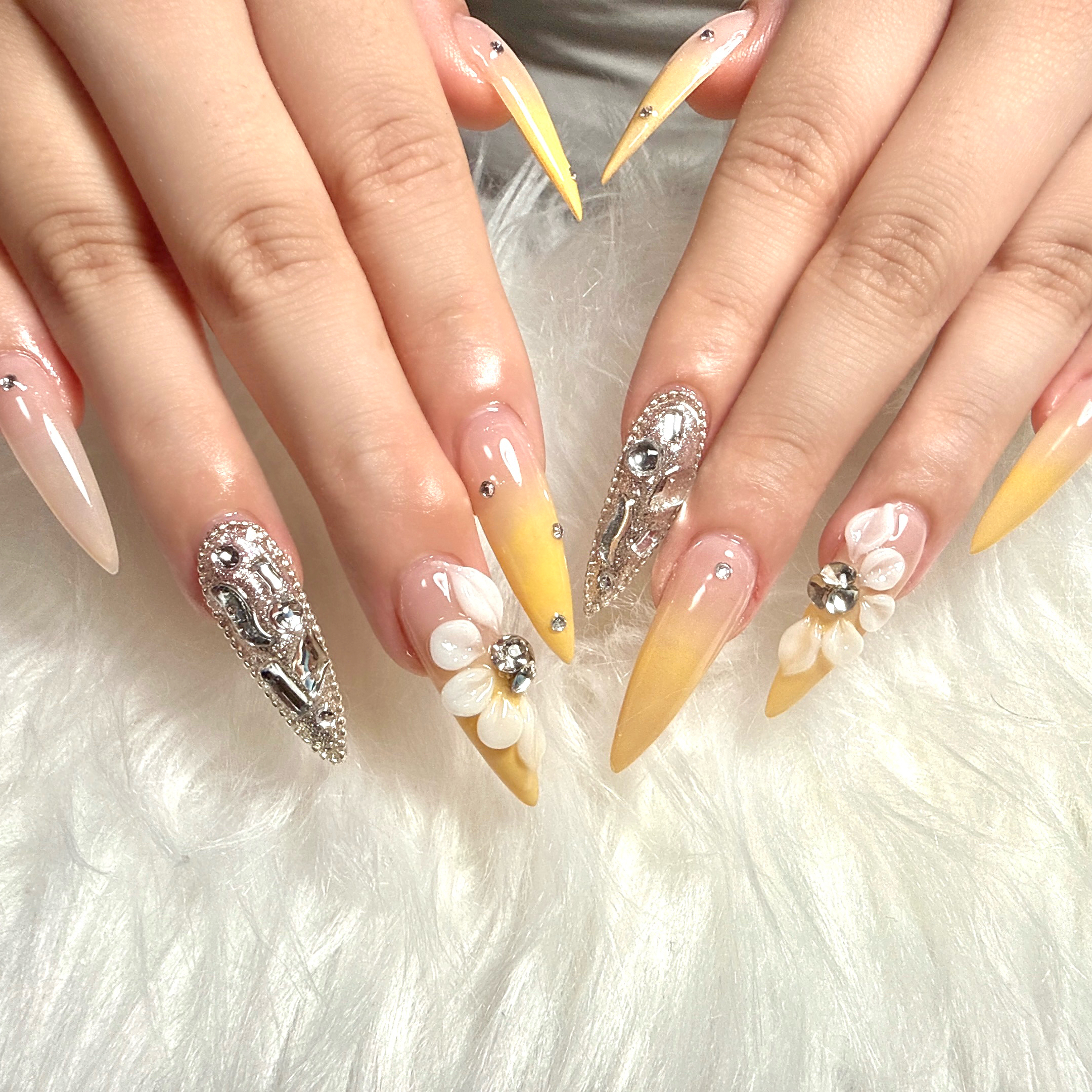 Aimyu_nail_ayashe