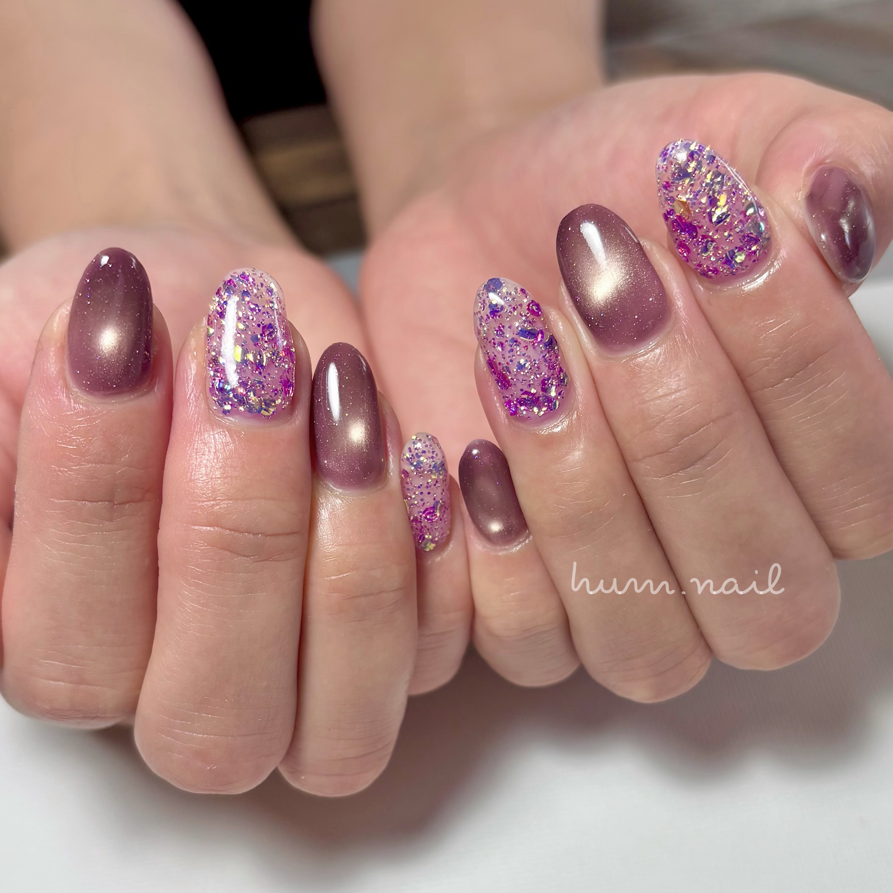 hum.nail