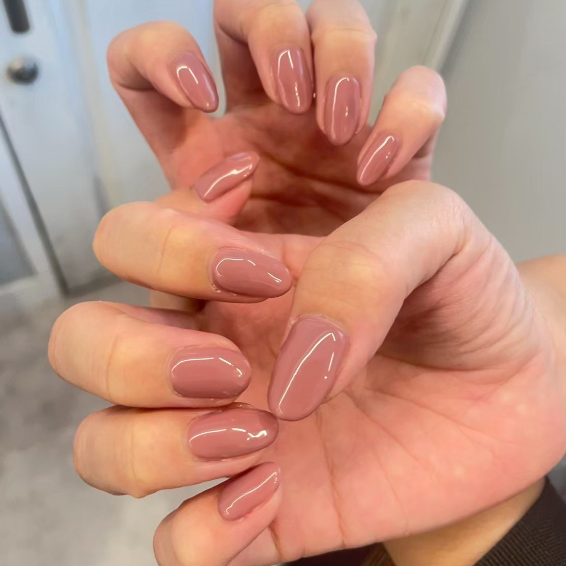 10mo_nail