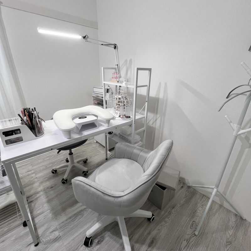 Coco nail salon