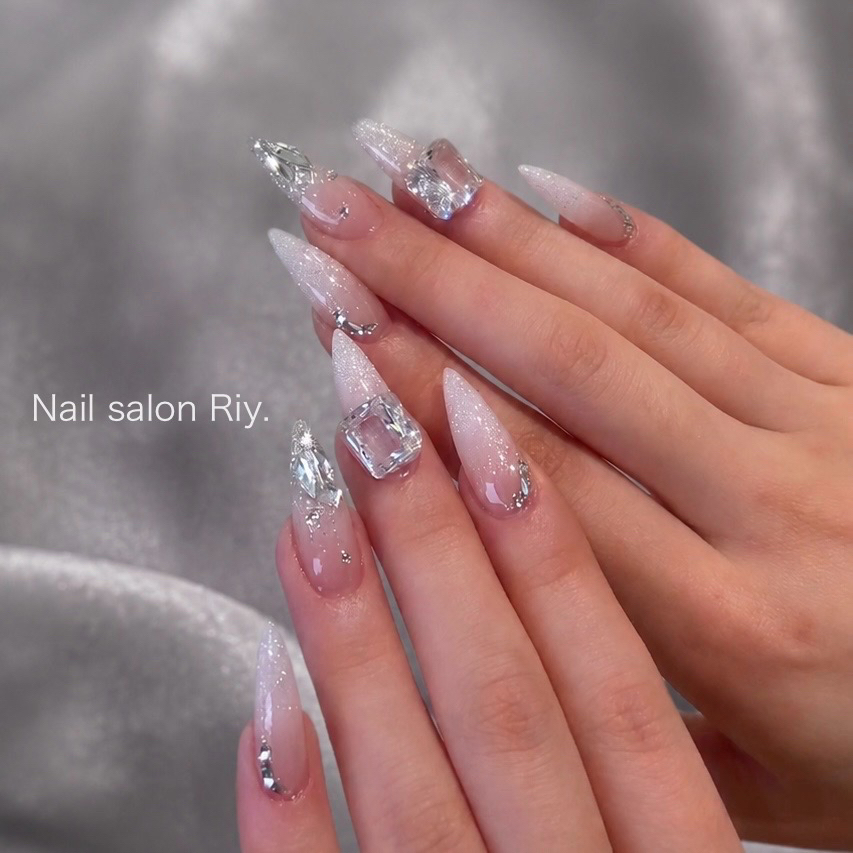 Riy.nail