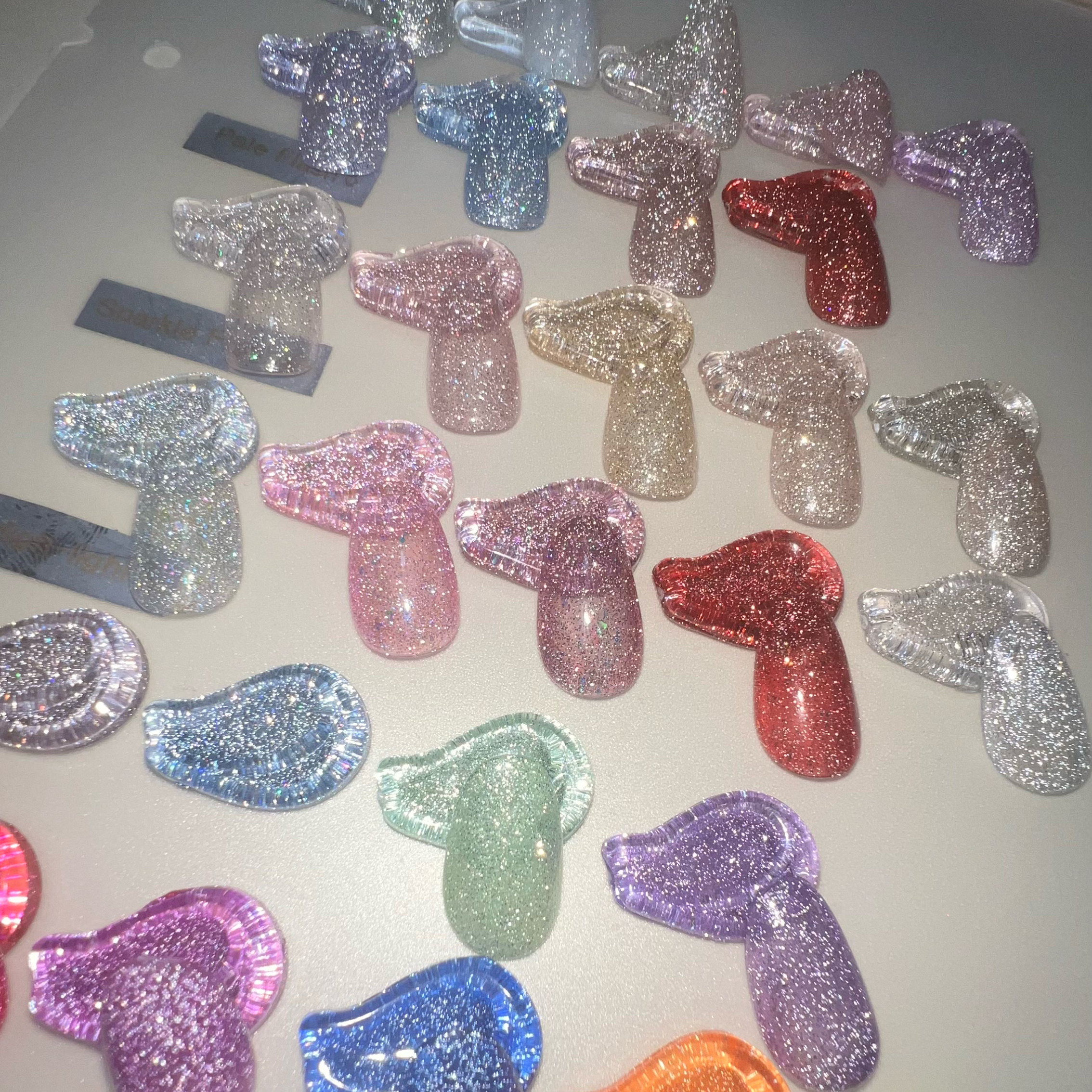 LIVME_by_nailsbytomo