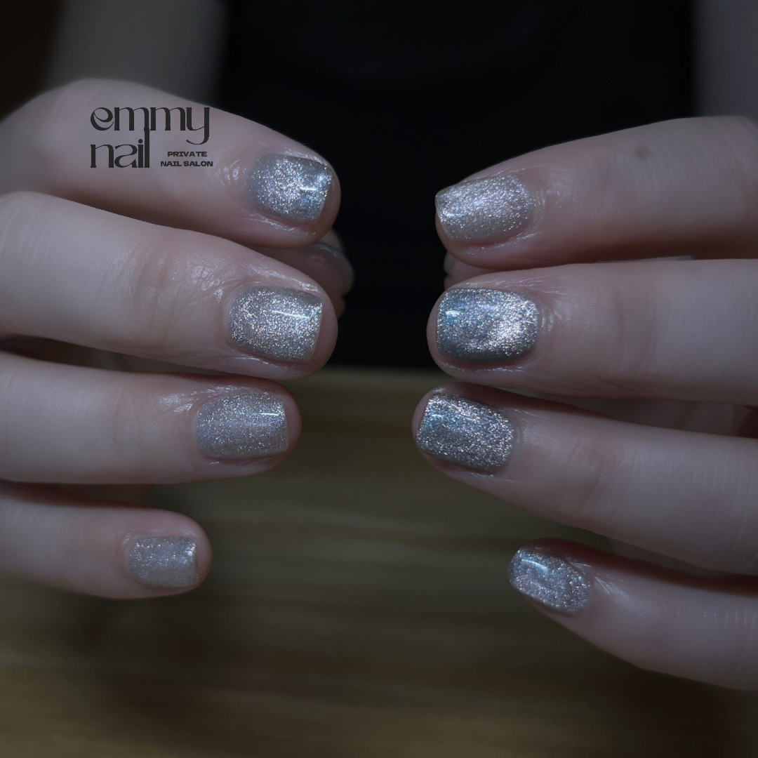 emmy_nail
