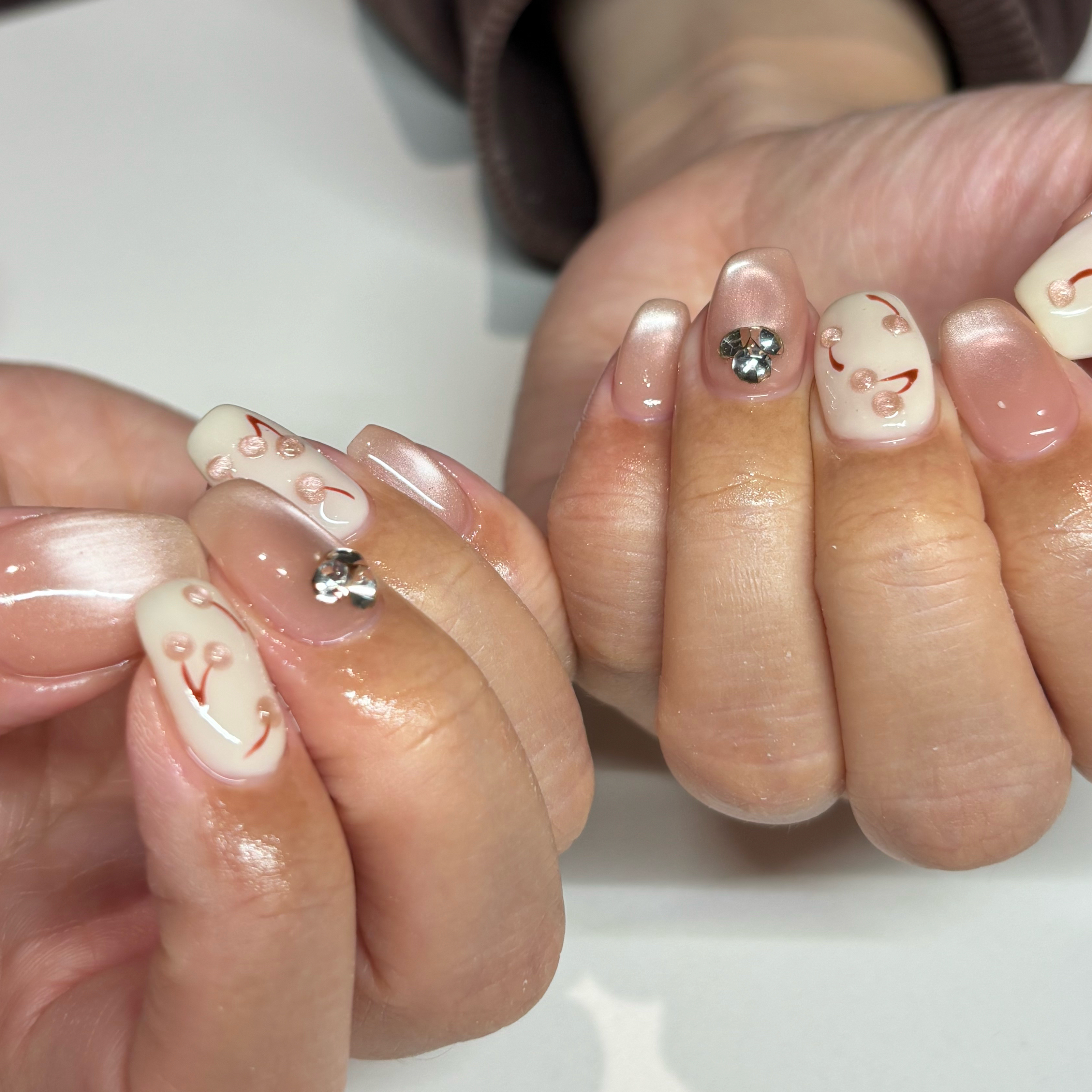 rei_s2_nail