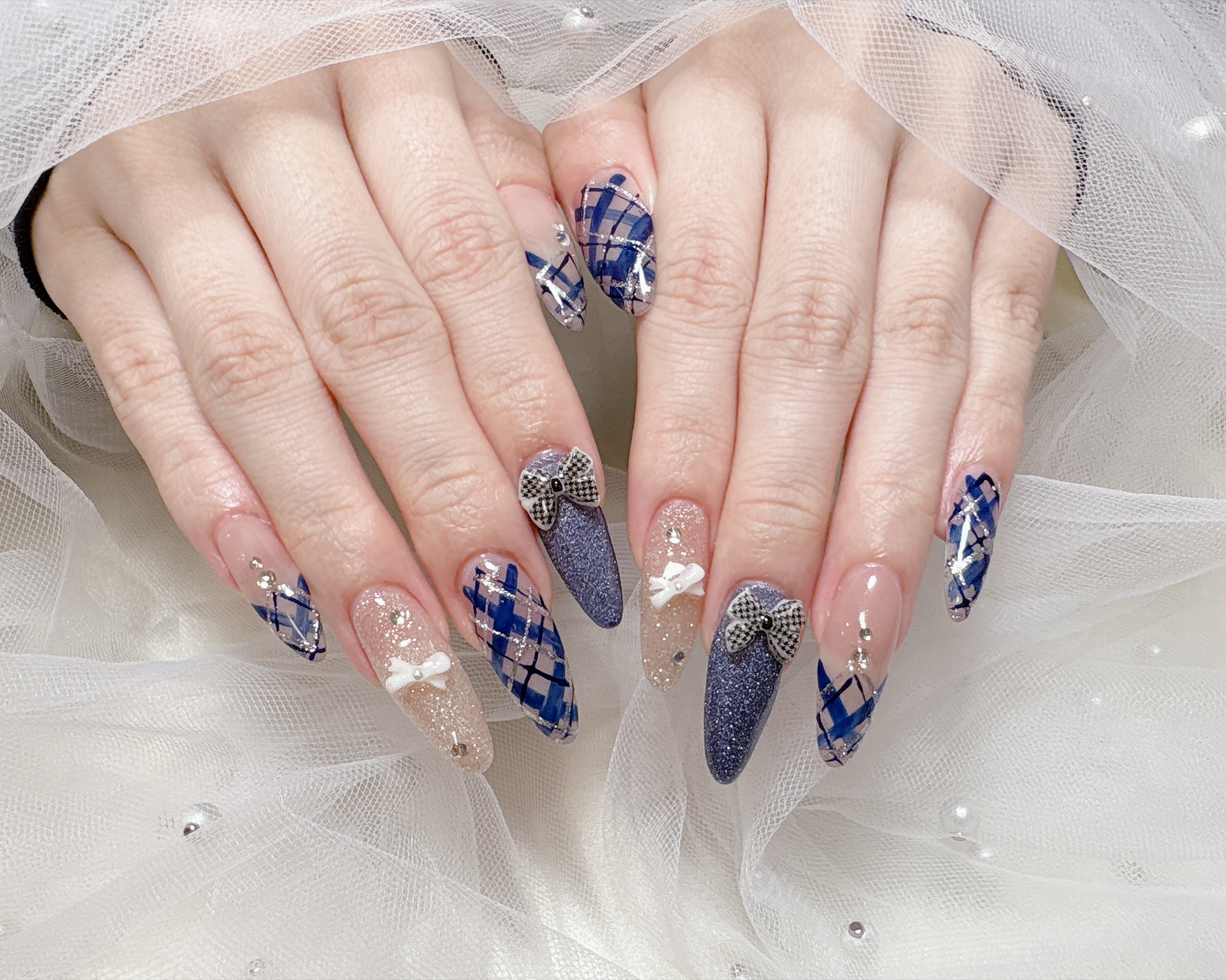 Miki.....Nail