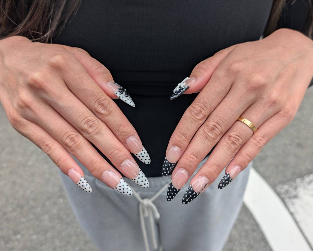 nailsalongia